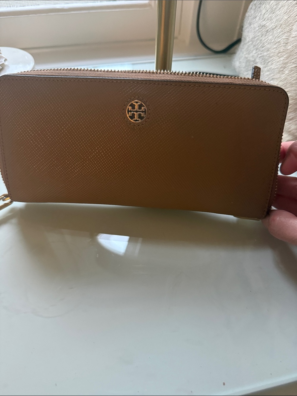 Tory Burch Saffiano Zip Wallet in Camel Brown with Gold Logo